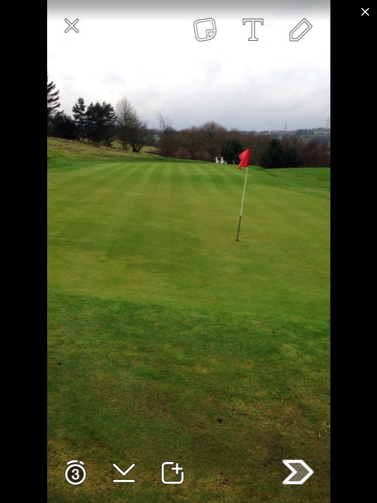 Wiftabifta89's tweet photo. Greens hand cut at 7mm .And any areas accessible with the light ride on machinery cut today 
@HXBHGC @TimPollard6 https://t.co/SdE1A5E0TS