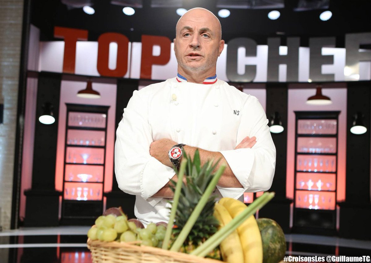GuillaumeTC's tweet photo. "Passe moi la salade, j't'envoie la rhubarbe !"
#TopChef #CroisonsLes https://t.co/GaMNXTdWZf