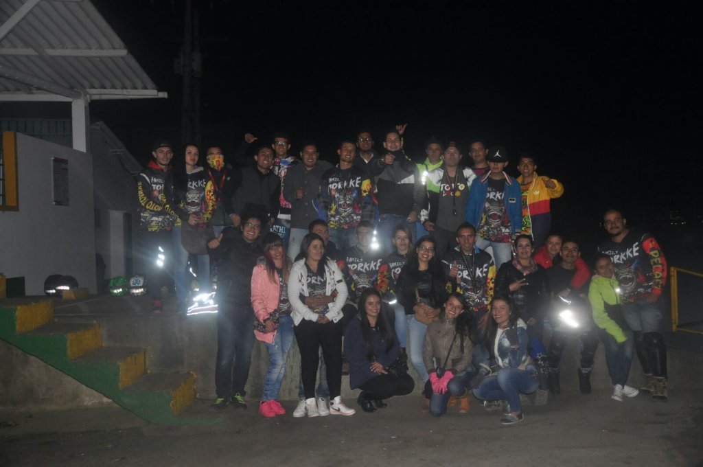 diegostunt92's tweet photo. Club family torkke buen momento en la vaca que rie https://t.co/J44awokYiL
