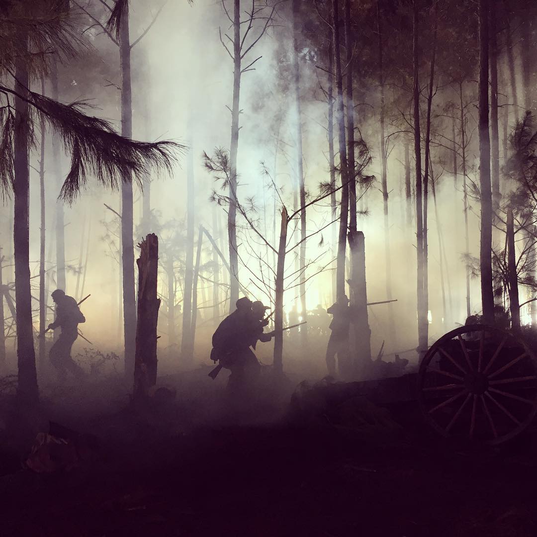 TVDFansHQ's tweet photo. An eerie forest...
#BTS #TVDS7 #TVDS7x10 #TheVampireDiaries https://t.co/pQXl3o1qTE