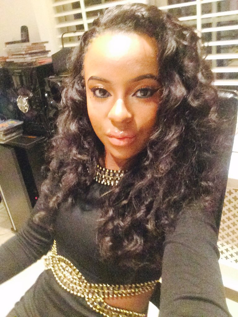 nicolagolfer's tweet image. #CurlyVibes 👑💁🏾