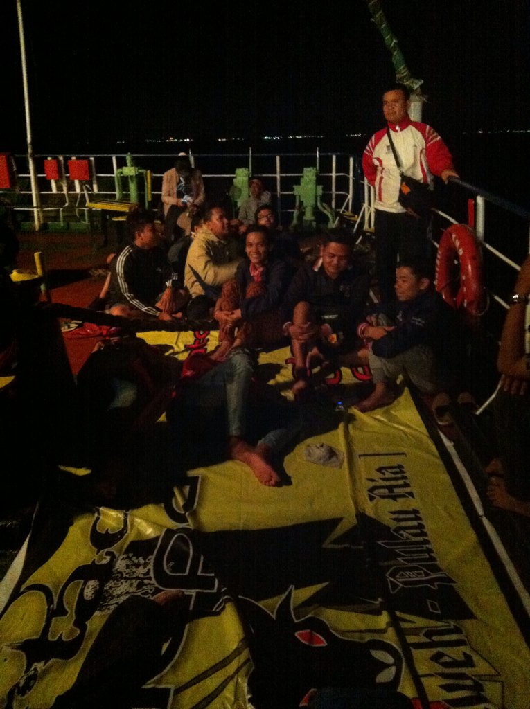 militanSPFC's tweet photo. Tetap semanggat @spartacks_spfc https://t.co/8Uccl2tHWd