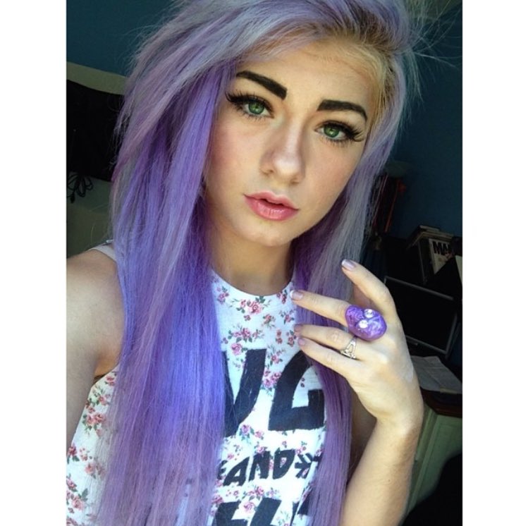 "I like this hair color." 💜