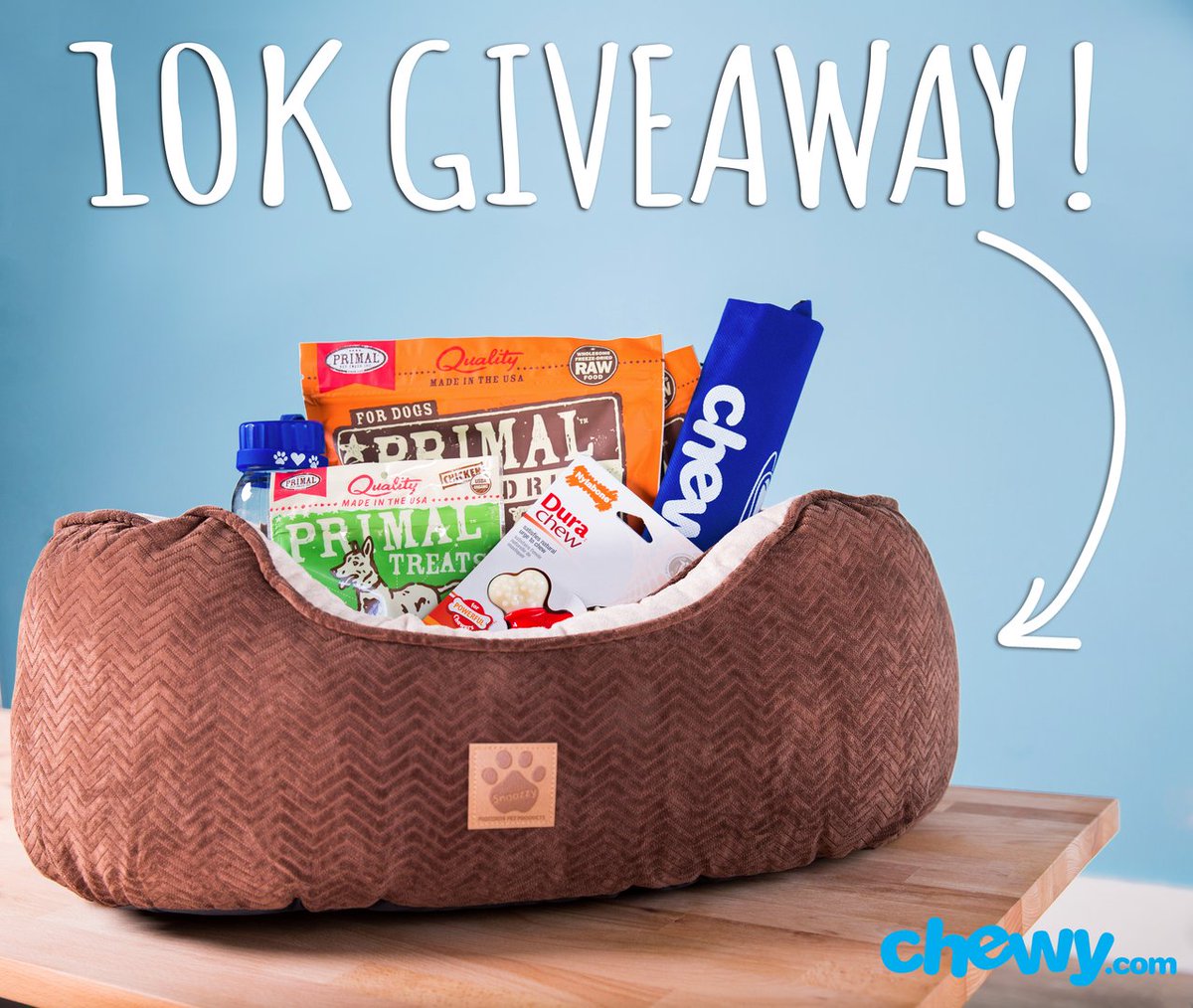 Chewy's tweet photo. WOOF! We're having a 10K giveaway! Tell all of your fur-iends! RT &amp; Follow for a chance to win! #giveaway #pets https://t.co/jb0yjy2nbo