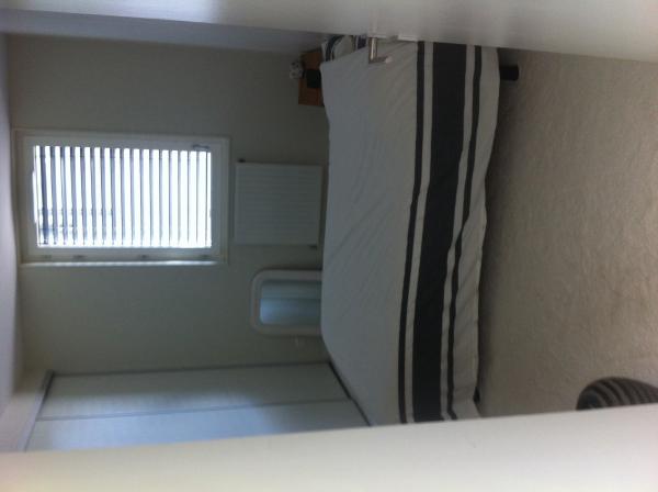 RColocation's tweet photo. [OFFRE]Loue chambre dans appartement neuf Confluence-Offre #colocation #lyon #colocationlyon https://t.co/gnzy9dNnHC https://t.co/jdHMxMrjWx