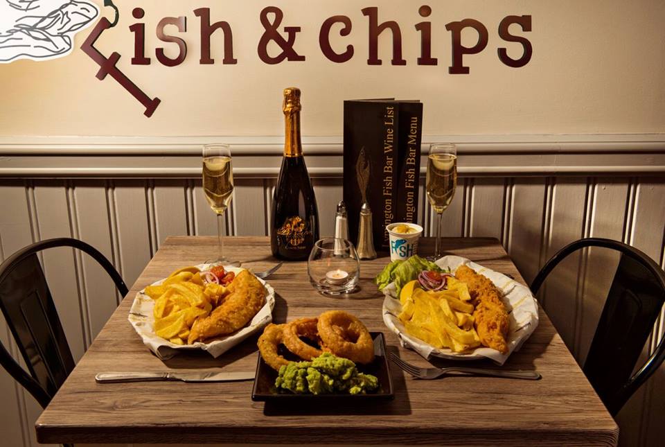 LymFishBar's tweet photo. Do you like cheese with your chips? #chipdebate https://t.co/Yjwor8bbY9