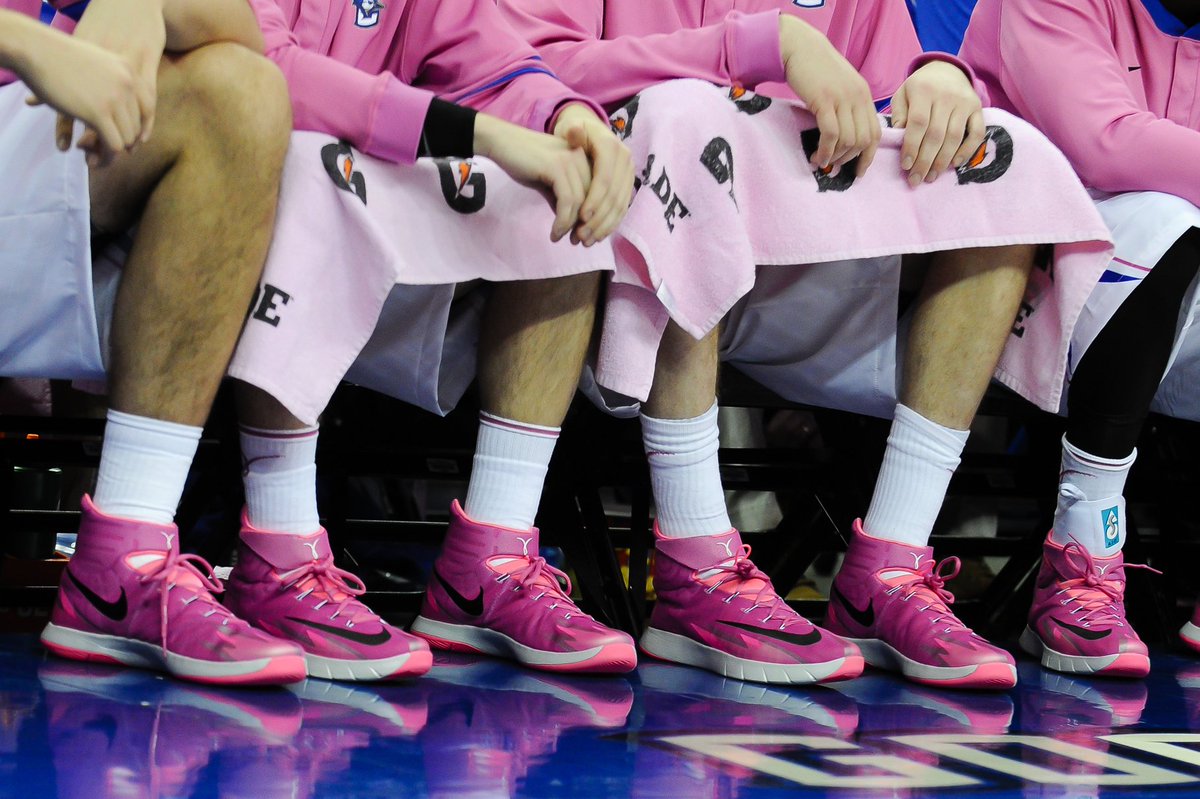 pink shoes ncaa men's basketball