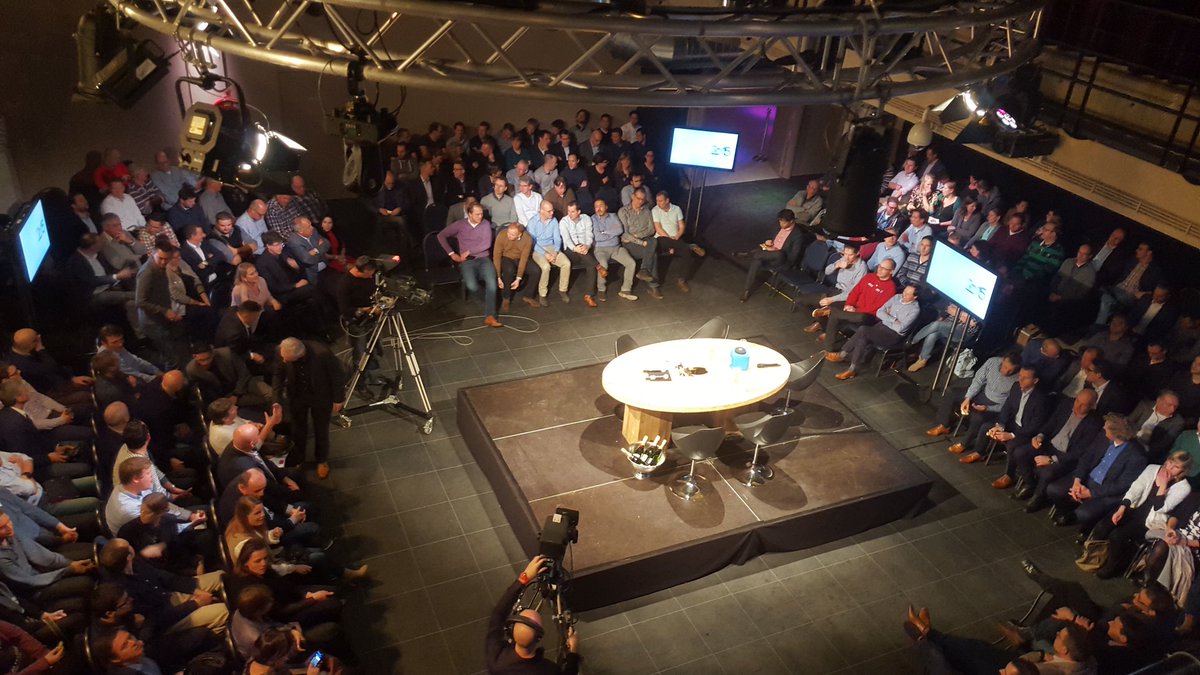 jwalphenaar's tweet photo. Volle bak bij #ctackickoff https://t.co/9wtNeu6KM5