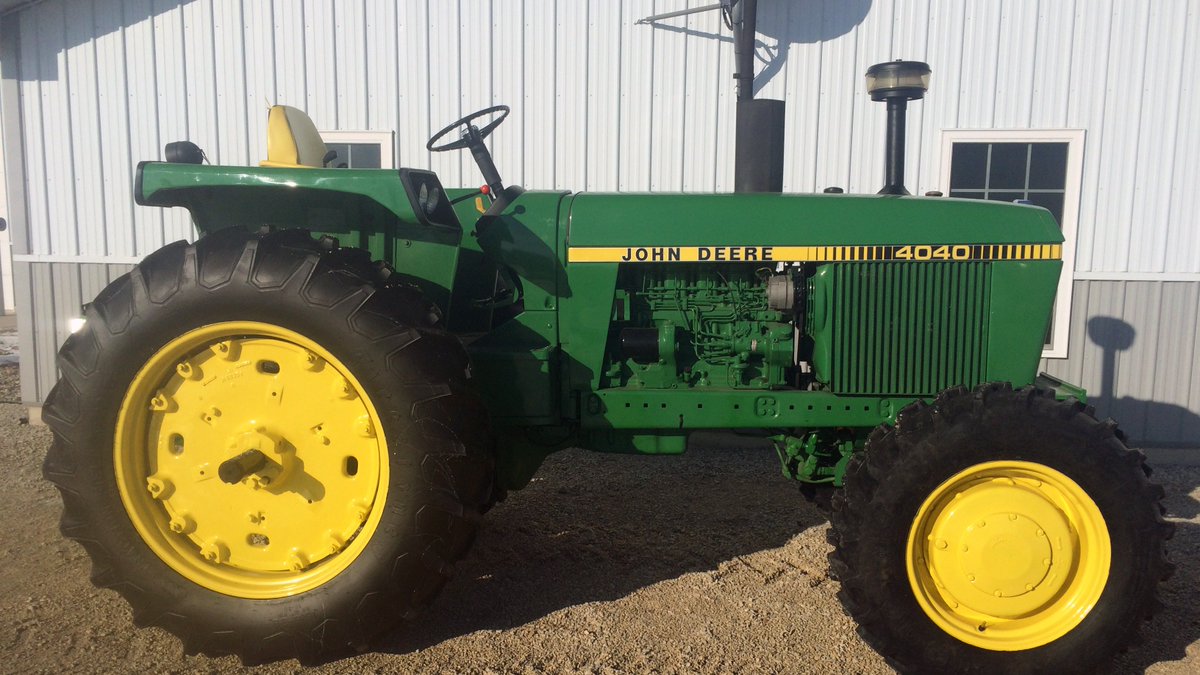 See this powerhouse at the #GoneFarmin #SpringClassic2016!
#MecumMuscleTractorMonday
goo.gl/TAmLmX