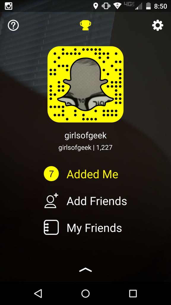 GirlsofGeek's tweet photo. Add us on Snapchat! @Girlsofgeek https://t.co/ID8d9MAZmy
