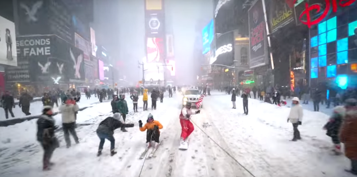 pretty accurate  “The Times Square snowboarding video: Why it went viral” by <a href="/ccarfi/">@ccarfi</a> medium.com/@ccarfi/the-ti…