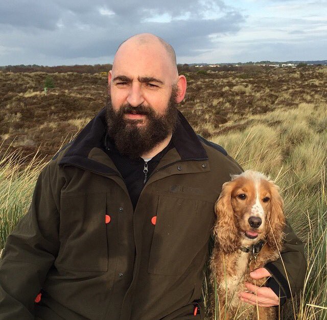 Extremely saddened to hear that our friend Wayne Peach has passed away far too soon. A lovely bugger !! x