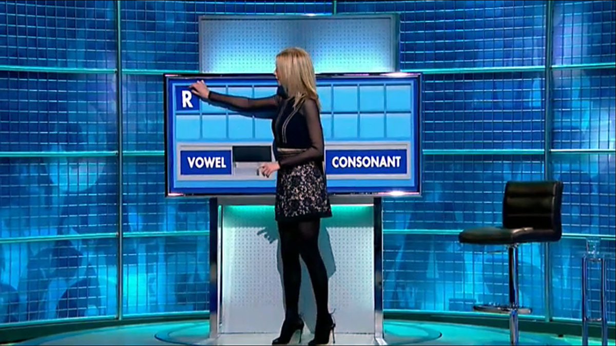 RachelRileyFC's tweet photo. Rachel Riley on today's #Countdown. #Letters1 #SheerBlue https://t.co/HHuRf2riH3