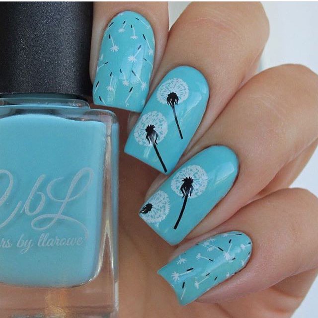 Blue #manicure with #nailart