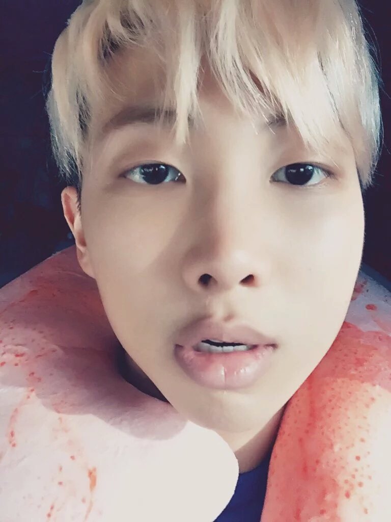 RapMonster_strf's tweet photo. https://t.co/ueiPbkm8NC
