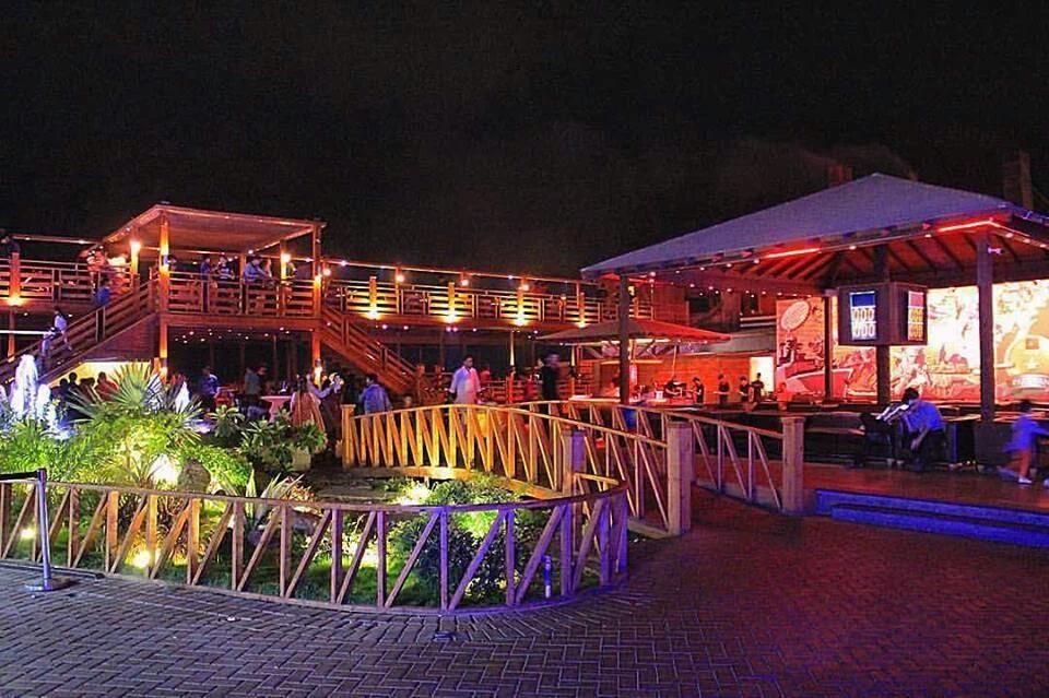 nomanzahoor1411's tweet photo. #BringTourismBackInPak

Food Street  #Karachi #Beauty https://t.co/GNOZGKKpTA
