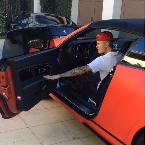 bocalitz's tweet photo. Justin
Justout https://t.co/weVsNwTLx1