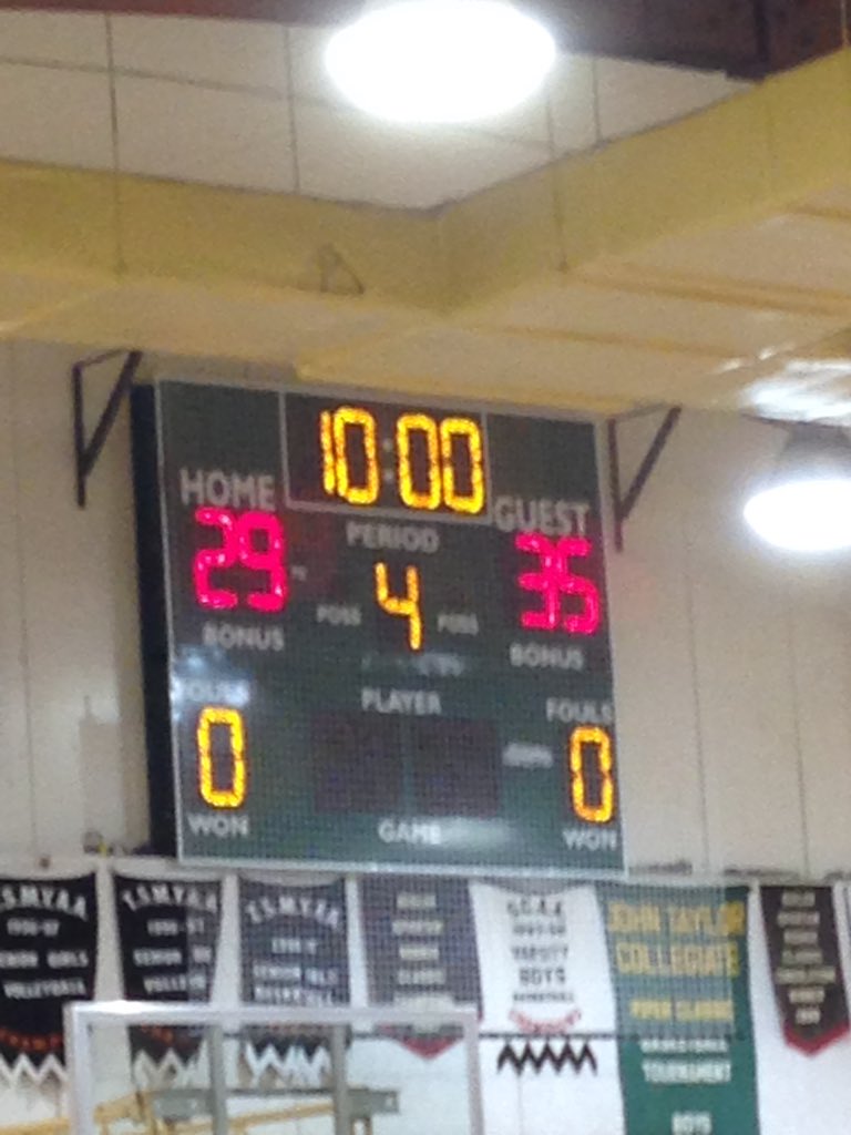 ClansmenBball's tweet photo. Score at the beginning of the 4th in Varsity Girls action between MMCI and rival Transcona Collegiate! #CarpeDiem https://t.co/Y6nk0Ji4Fu