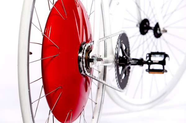 alamontanabikes's tweet photo. Esta “simple” rueda convierte tu bici. en una eléctrica “The Copenhagen Wheel”https://t.co/FrEBJXNJ7e https://t.co/pivEuLqwQL