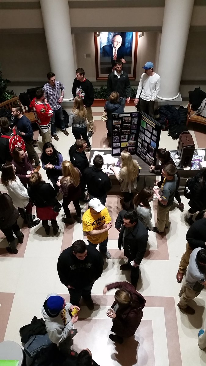 DSPEpsilon's tweet image. Great turn out for the hot chocolate social tonight! #GetYourSmallTalkOn #RushDSP