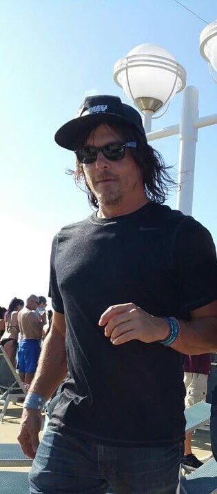 NormansAngelsUK's tweet photo. #TheWalkingDead #TWDFamily #DarylBomb https://t.co/2JeVYJXg6t