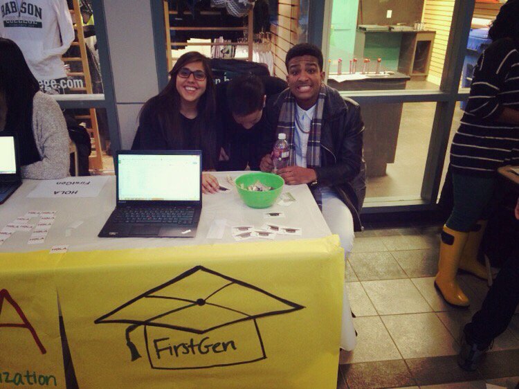 firstgenbabson's tweet image. A big thanks to those who came by our table during the org fair! #Babson #firstgen