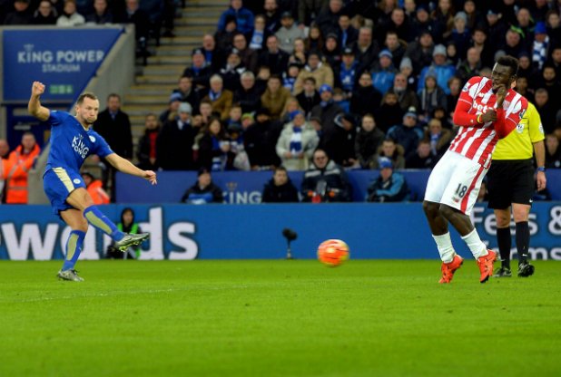TheFoxes_BRA's tweet photo. Uma das melhores vitórias (tecnicamente falando) do Leicester. https://t.co/v9iEr5gHGl