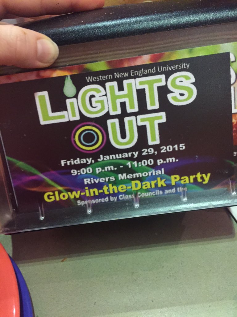 WNEclassof2018's tweet photo. Come dance the night away this Friday, January 29th 9-11 in Rivers! See you there!! 🚫💡 https://t.co/bi4R5X06q6