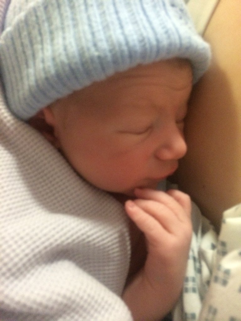 Jsavage1Julie's tweet photo. Today we became first time grandparents ❤️❤️❤️ https://t.co/sGzDDJwD55