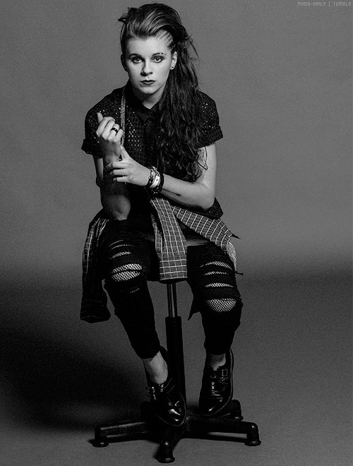 DealingCrouch's tweet image. Roxanne