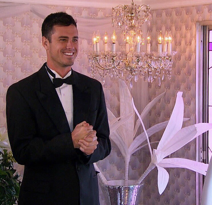 ManCrushMonday - The Bachelor 20 - Ben Higgins - Episode 4 - Discussion - *Sleuthing - Spoilers* - Page 7 CZmwDZqWYAAmf1R
