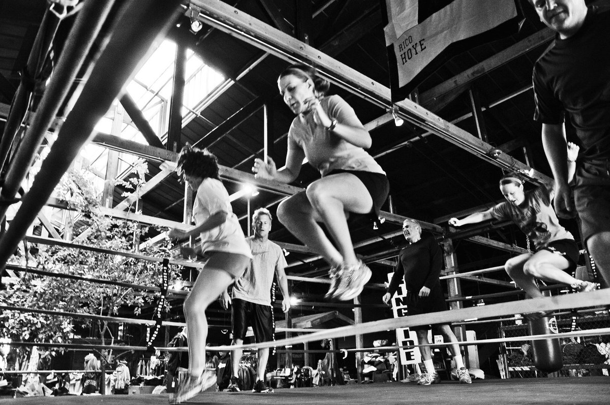 downtownphoenix's tweet photo. Kiss those love handles goodbye.

Check out our ultimate fitness guide to #dtphx: https://t.co/QK3AlfmFKJ https://t.co/BTR3XrpL96