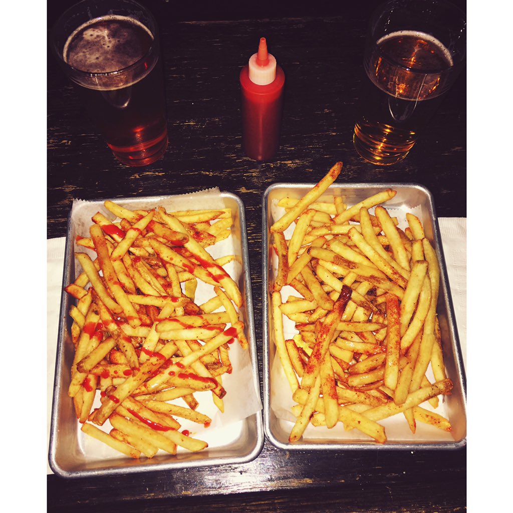 BunsmithBK's tweet photo. Everyday is #FRYDAY at #Bunsmith !! https://t.co/IourinZnaD