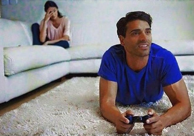 MeninistTweet's tweet photo. when you promised her a romantic night in but the whole squad is online https://t.co/npUEo0jtGX