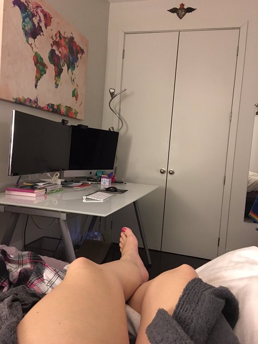 Tuck me in. https://t.co/5Ry7YDjbDs<a href="/tag/titworship"class="tags"><span>#titworship</span></a>