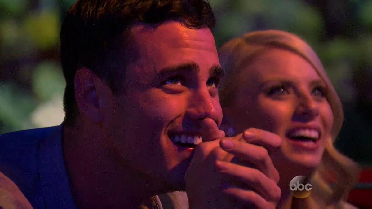 awkward - The Bachelor 20 - Ben Higgins - Episode 4 - Discussion - *Sleuthing - Spoilers* - Page 17 CZnBz65WIAAjKvm