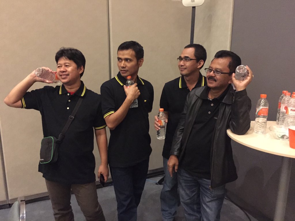 pr4m_'s tweet photo. Rapim Telkom Regional II Q1 #nurturingdigitalculture #BIGEST https://t.co/gQ27nIVnD0
