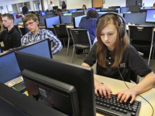 KREM2's tweet photo. Local CyberPatriot teams head to networking security championships. #KREMGoodNews https://t.co/NbsxCDRxu8 https://t.co/ke2CMvMxud