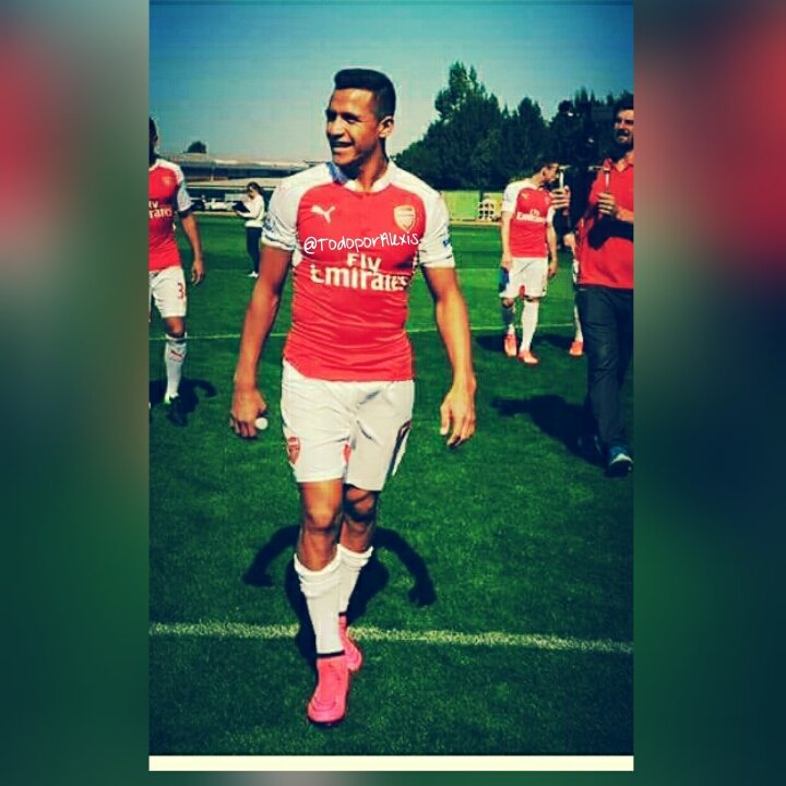 todox_alexis's tweet photo. @Alexis_Sanchez #volvioAlexis #alexissanchez #Alexisisback https://t.co/JRFZv7uEle
