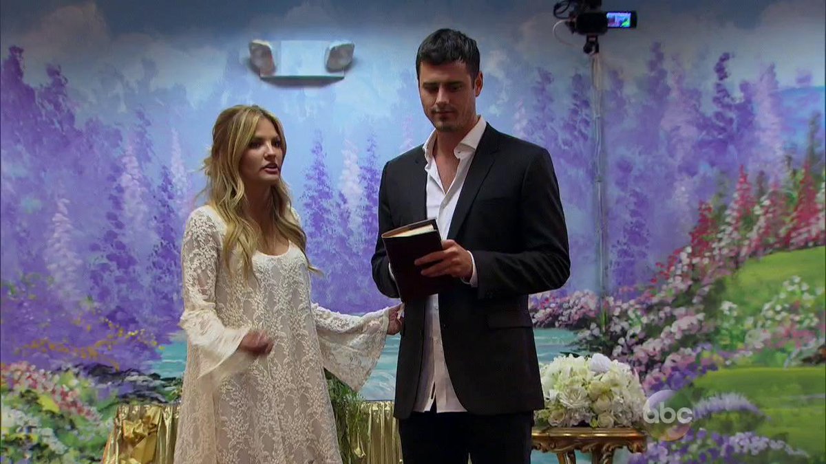 awkward - The Bachelor 20 - Ben Higgins - Episode 4 - Discussion - *Sleuthing - Spoilers* - Page 22 CZnJffrWEAAjoQQ