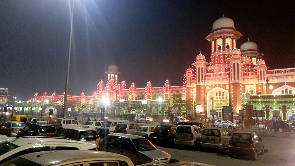 DRM Lucknow NR (@drm_lko) on Twitter photo Hpy repblc day!Celebrtg wid triclr dsply byLED atCharbagh,LKO@RailMinIndia <a href="/GM_NRly/">GM Northern Railway</a> <a href="/RailwayNorthern/">Northern Railway</a> <a href="/sureshpprabhu/">Suresh Prabhu</a> Hpy repblc day!Celebrtg wid triclr dsply byLED atCharbagh,LKO@RailMinIndia <a href="/GM_NRly/">GM Northern Railway</a> <a href="/RailwayNorthern/">Northern Railway</a> <a href="/sureshpprabhu/">Suresh Prabhu</a>