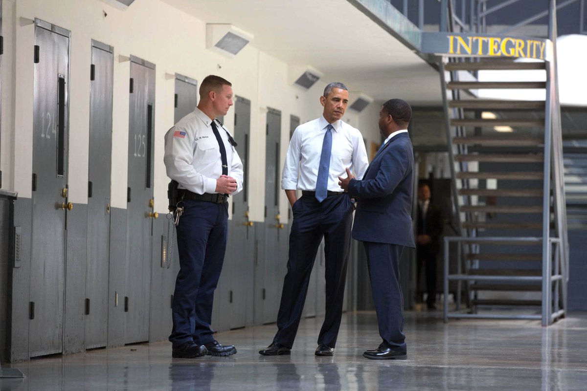 ObamaWhiteHouse's tweet photo. "America is a nation of second chances" —@POTUS on new reforms to solitary confinement: https://t.co/0G7tIBFkeh https://t.co/c7yZWsUG4c