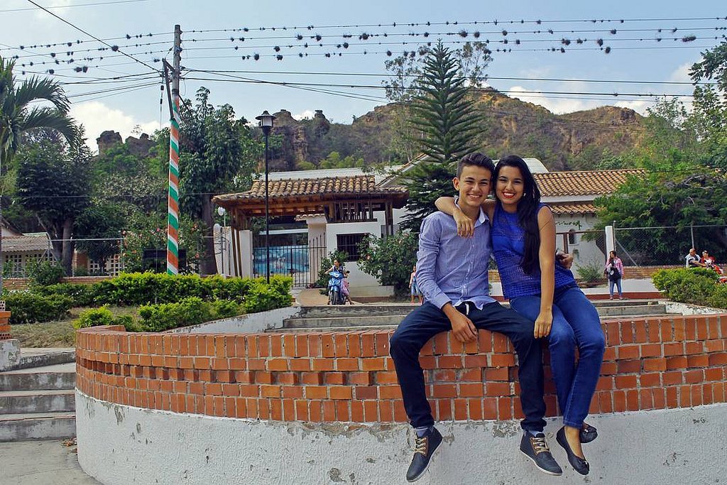 enmicolombia's tweet photo. en Instagram, @leidym02 publicó: 👫 #colombia_folklore #loves_americas #igworldclub_country #igworld_award #igworldc… https://t.co/kgmSprBImV