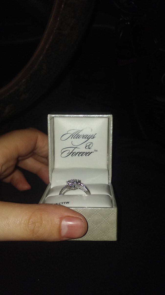 Elyse Stanley (@s_elyse_d) on Twitter photo 