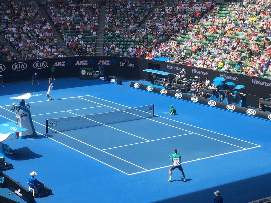 DennisTMDc's tweet photo. Roger time!!! #luckyaussie #ausopen #rla #fedfan https://t.co/DnNgIkSFW3