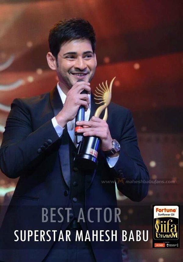 SantoshamWeekly's tweet photo. Congratulations to @urstrulyMahesh for winning Best Lead Role Male- Telugu for #Srimanthudu movie https://t.co/n9Aw4VAecc