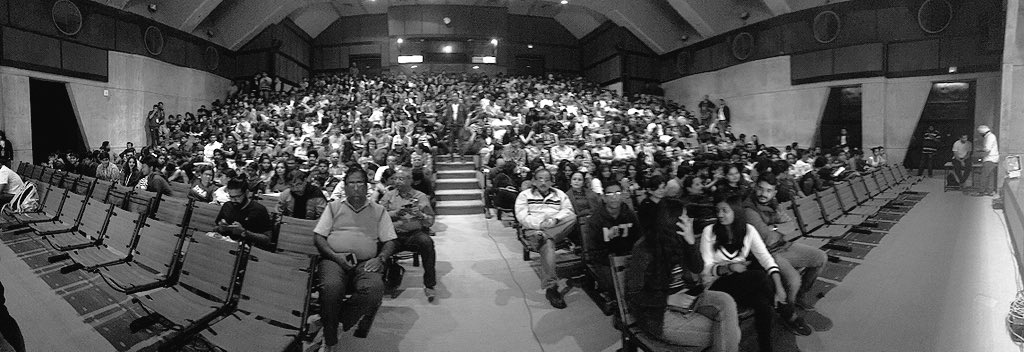 NH7InCampus's tweet photo. Last night with @kaneezsurka @mojorojo for @thetrulymadly Unsingle Tour! Thank you, Ahmedabad! https://t.co/OI8S6rVRpM