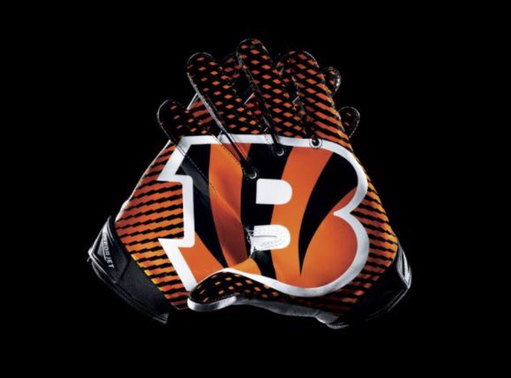 NFLDailyBracket's tweet photo. Which team will win their first Super Bowl first?

RT ~ Cardinals
FAV ~ Bengals https://t.co/qcIt11mdne