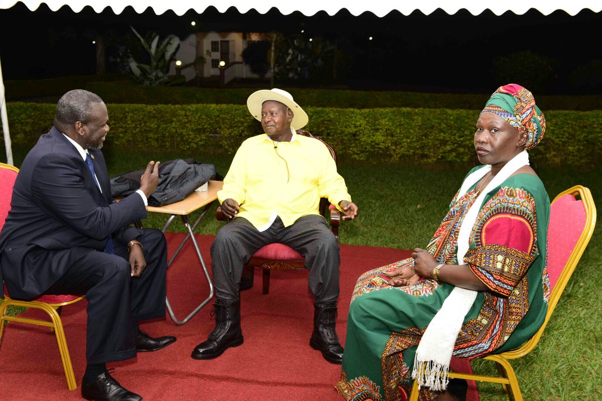 ntvuganda's tweet image. President Museveni met Dr. Riek Machar &amp;amp; wife Angelina Teny at Masindi state lodge in a closed meeting (PPU photos)