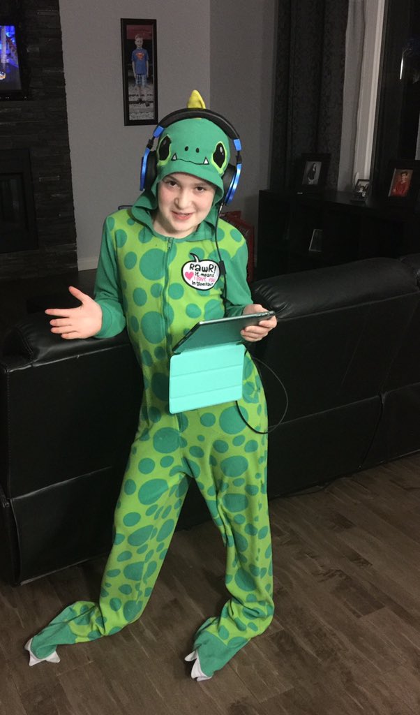 TheMCG's tweet image. #MyNerd